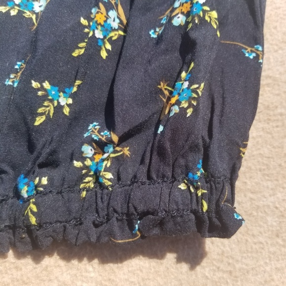 Chelsea and Violet Long Sleeve Shirt Floral Black - Picture 7 of 8